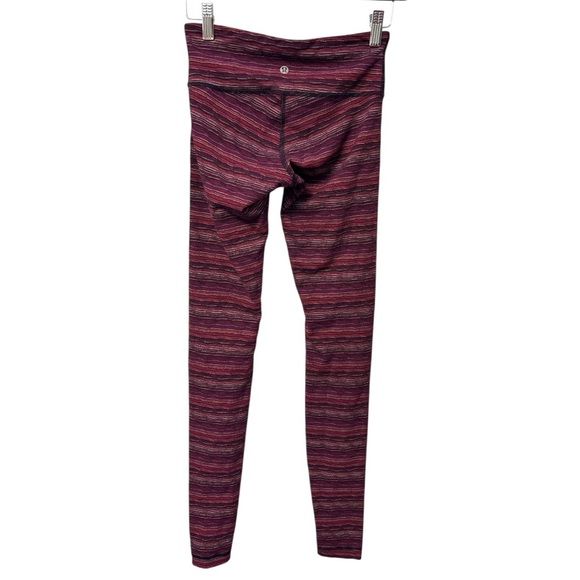 Lululemon Wunder Under Pant III
Space Dye Twist Regal Plum Alarming - Picture 6 of 9
